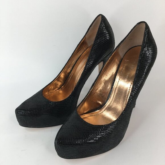 BCBGeneration Parade Embossed Snakeskin Black Platform Pumps Heels Size 7B - Picture 13 of 13